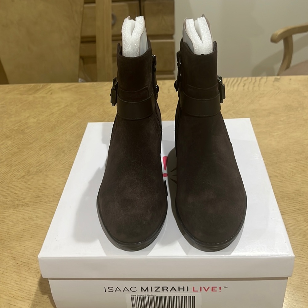 Isaac Mizrahi Ankle Boots